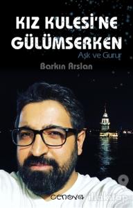 Kız Kulesi'ne Gülümserken