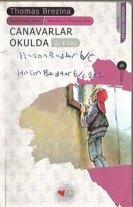 Canavarlar Okulda / Sevimli Canavarlar 2