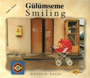 Gülümseme; Smiling