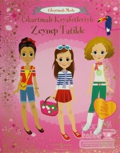 Çıkartmalı Kıyafetleriyle Zeynep Tatilde