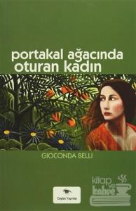 Portakal Ağacında Oturan Kadın