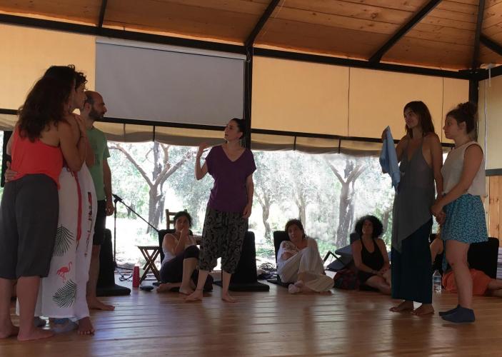 Aile Dizilimi ve Meditasyon Kampı