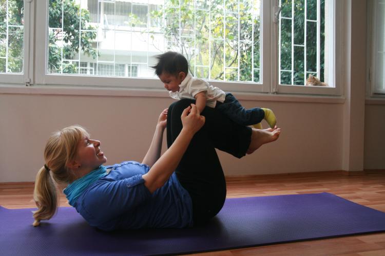 Bebek Yogası Hocalık Eğitimi