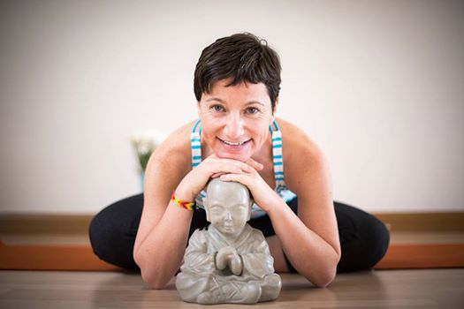 Bel ve Boyun için Yoga Terapi ve Evde Yoga Uygulamasına Hazırlık