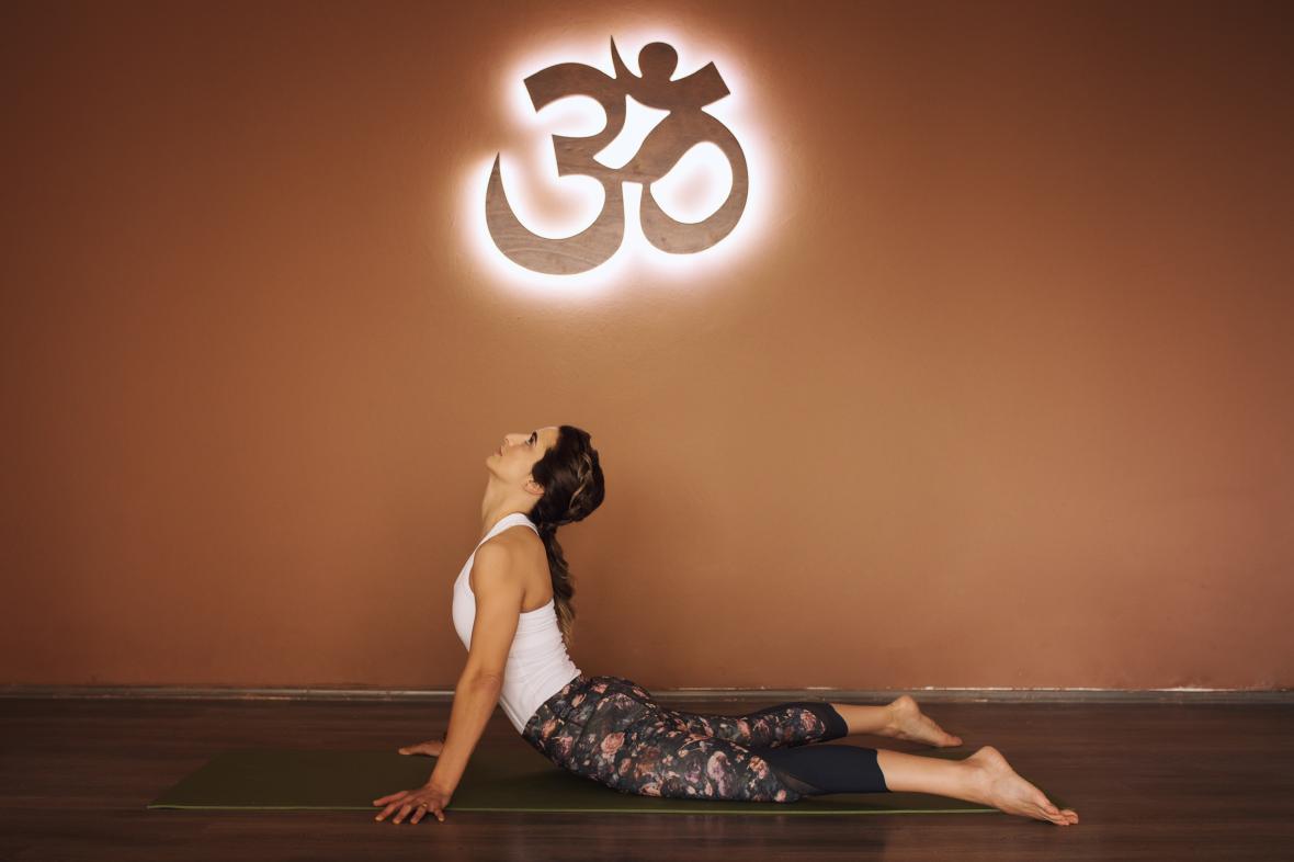 Burcu Karaveli ile Yin Yoga